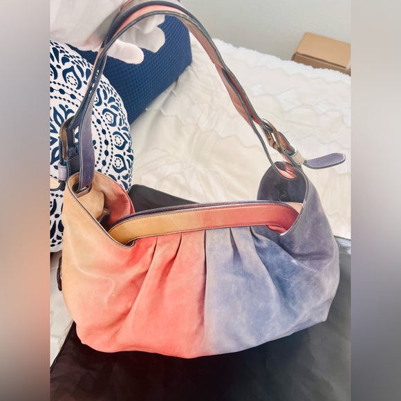 Fendi  Selleria Doctor Bag. Gradient Shoulder Bag in Pink, Blue, and Tan - Picture 2 of 15